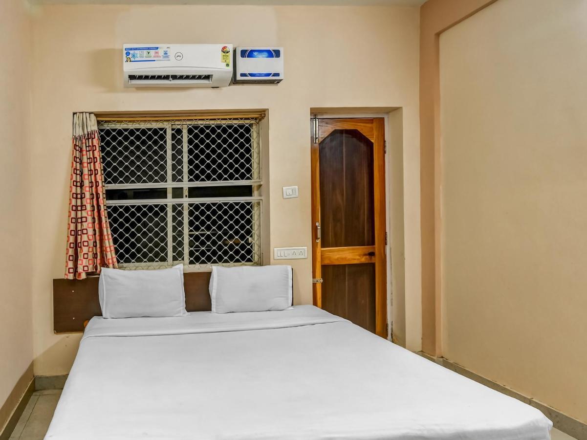 The Bay Beach Puri Exterior photo