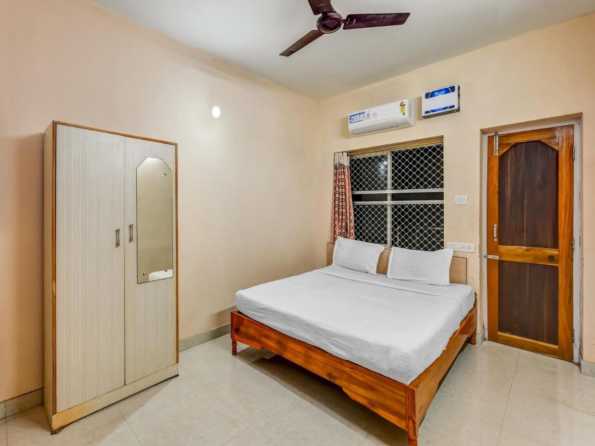 The Bay Beach Puri Exterior photo